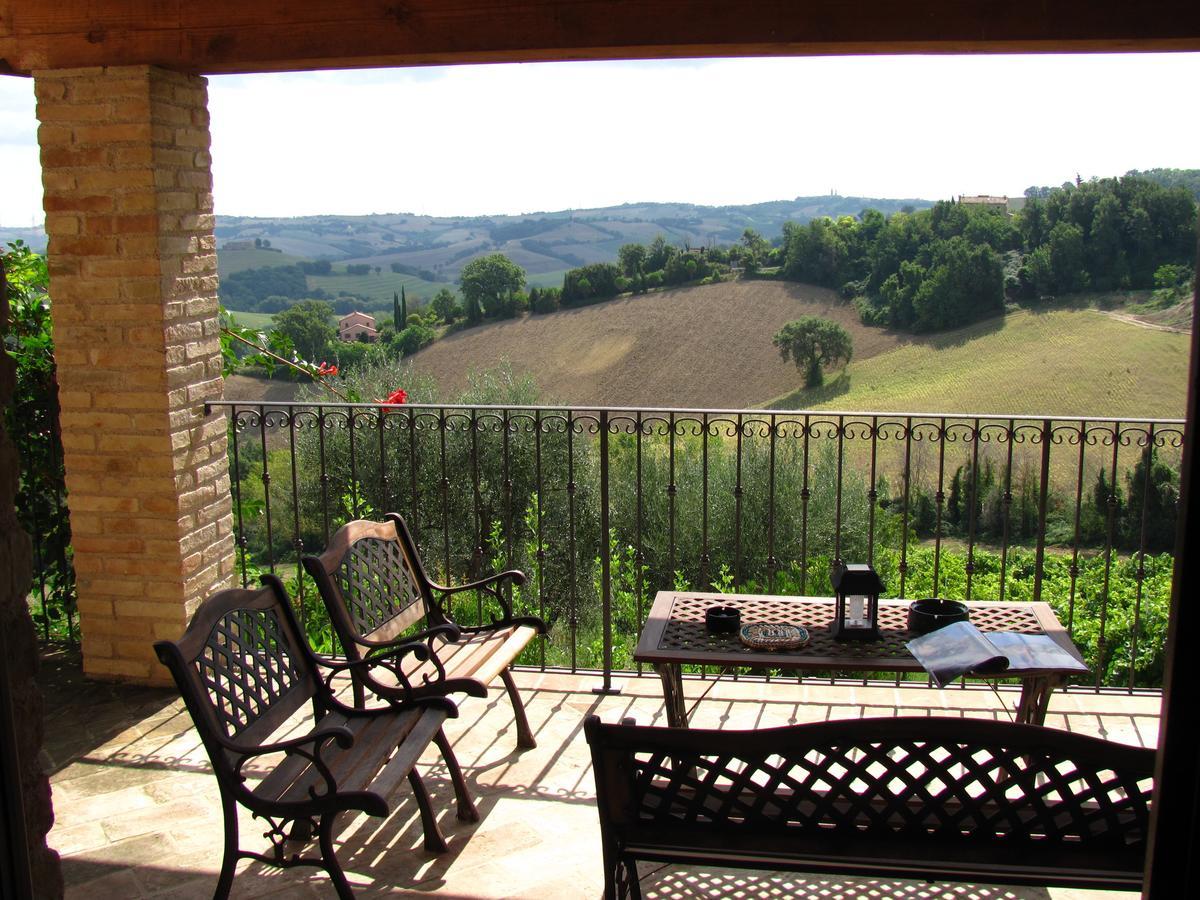 Agriturismo Bacchiocchi Bed & Breakfast Orciano di Pesaro Luaran gambar